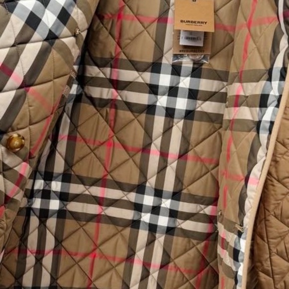 NWT Authentic Burberry Diamond Quilted Jacket. - Picture 10 of 14